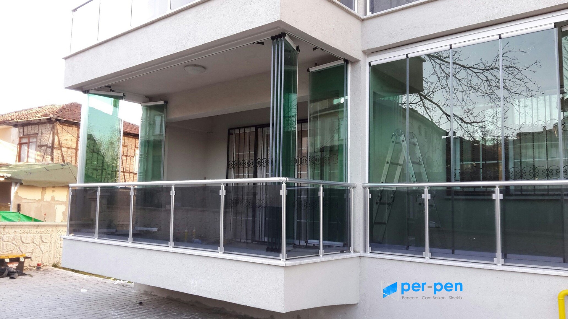 Cam Balkon Sistemleri